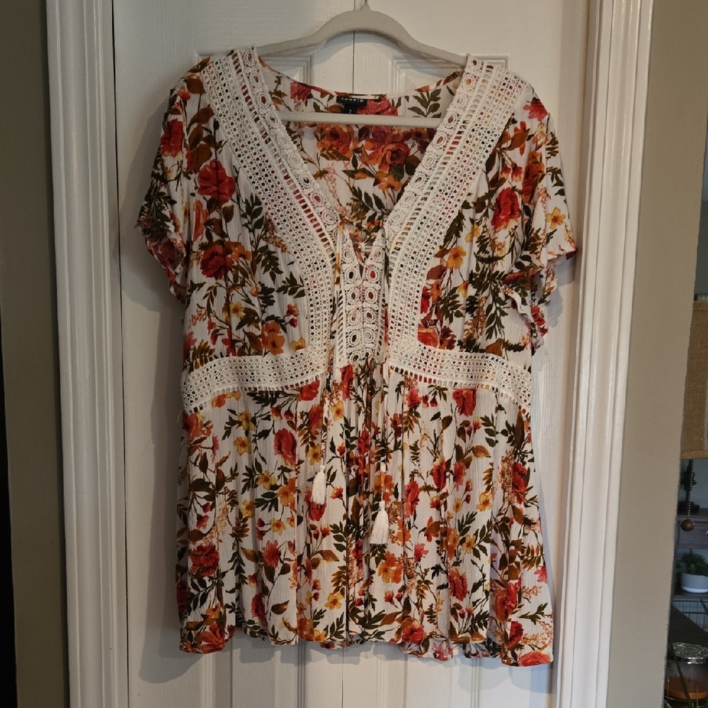 Torrid Red and Orange Floral Blouse with Lace Detail